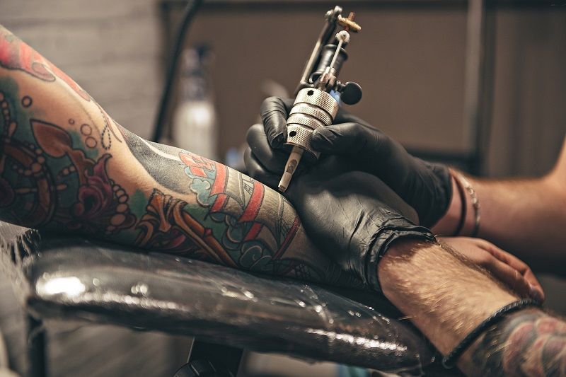 Особенности нанесения татуировок
